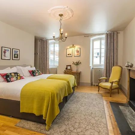 The Manoir Bed & Breakfast *