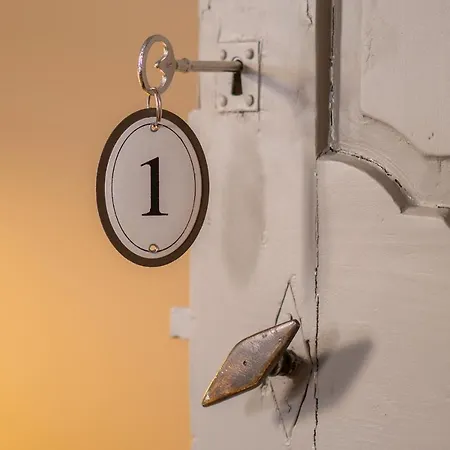 The Manoir Bed & Breakfast